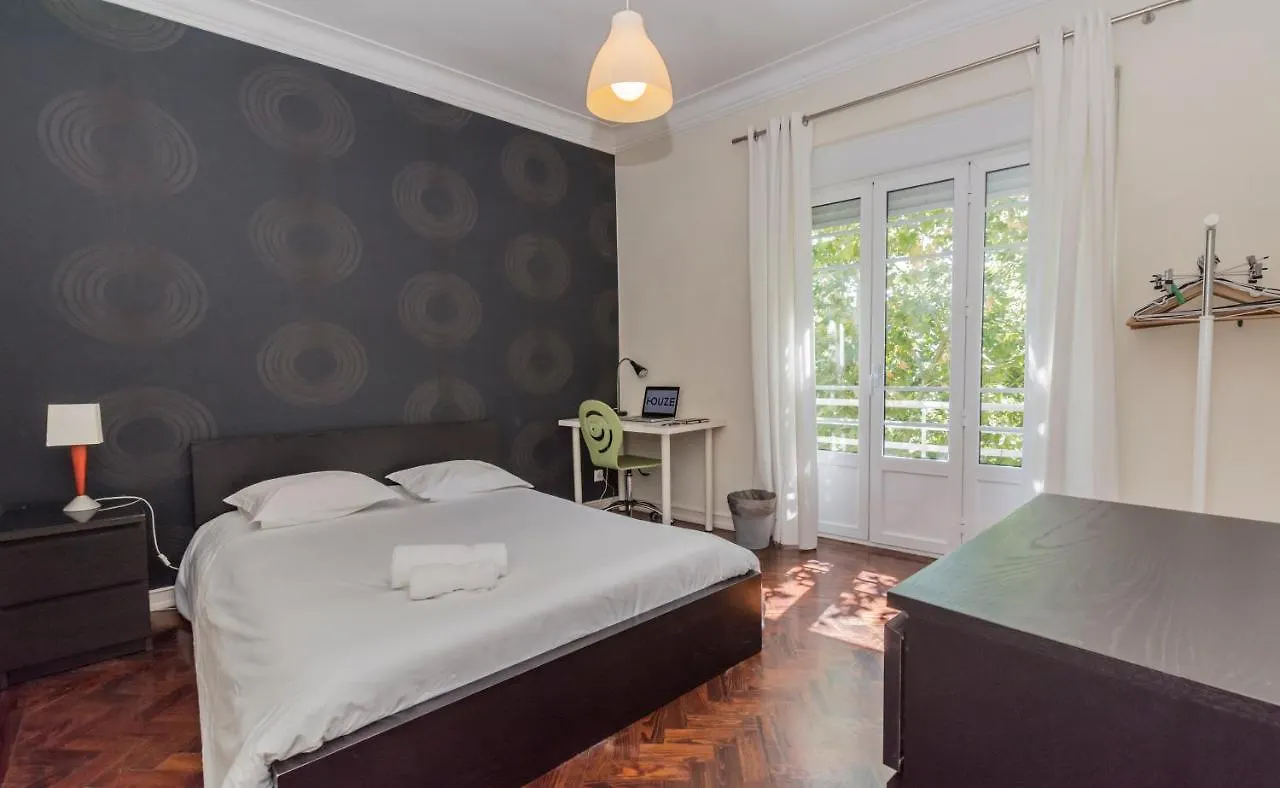Houze_City Center, 5 Rooms Flat W/ Sunny Terrace Lisboa 0*,  Portekiz
